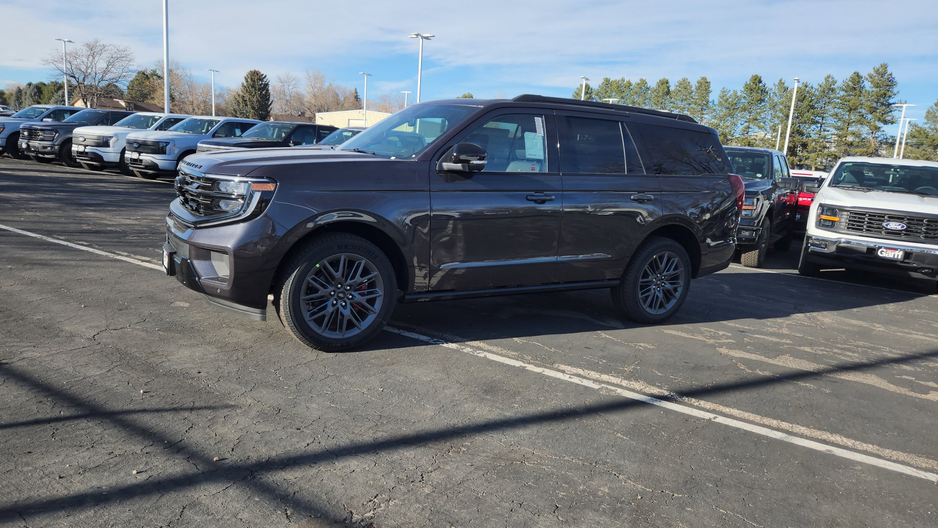 New 2025 Ford Expedition Platinum w/ Stealth Performance Package image 4