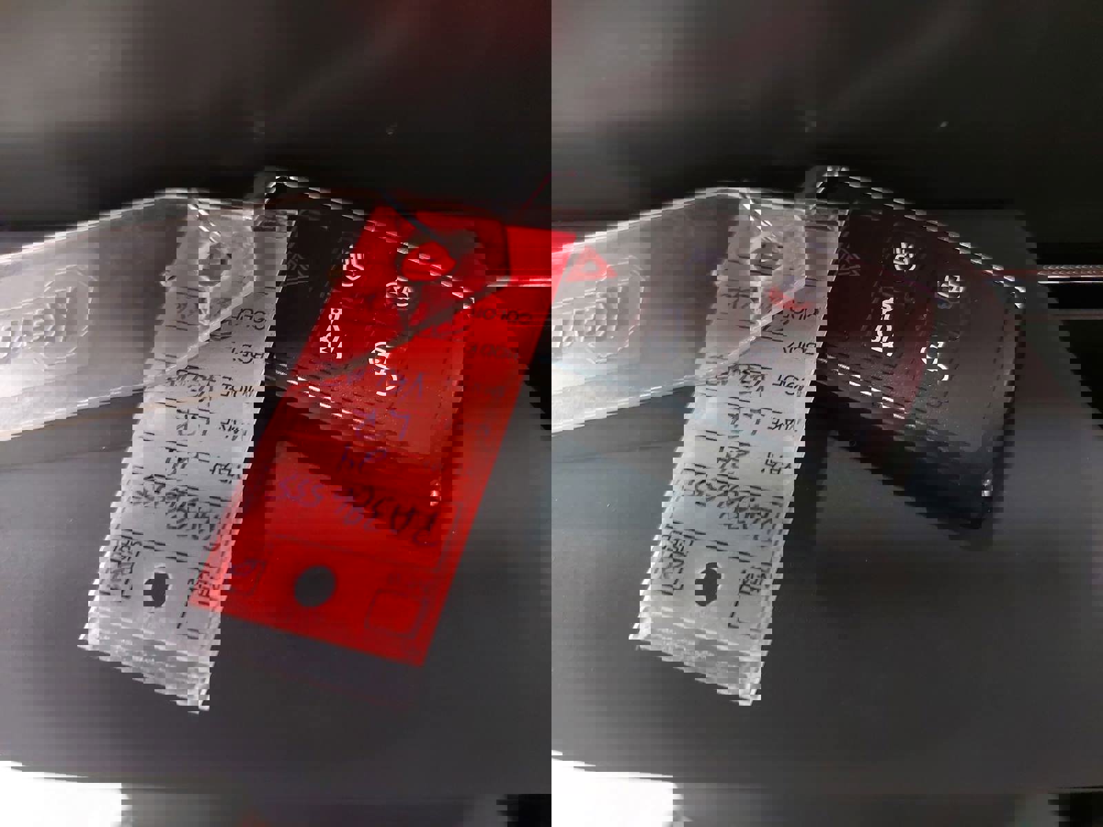 Used 2024 Land Rover Range Rover Velar Dynamic SE image 38