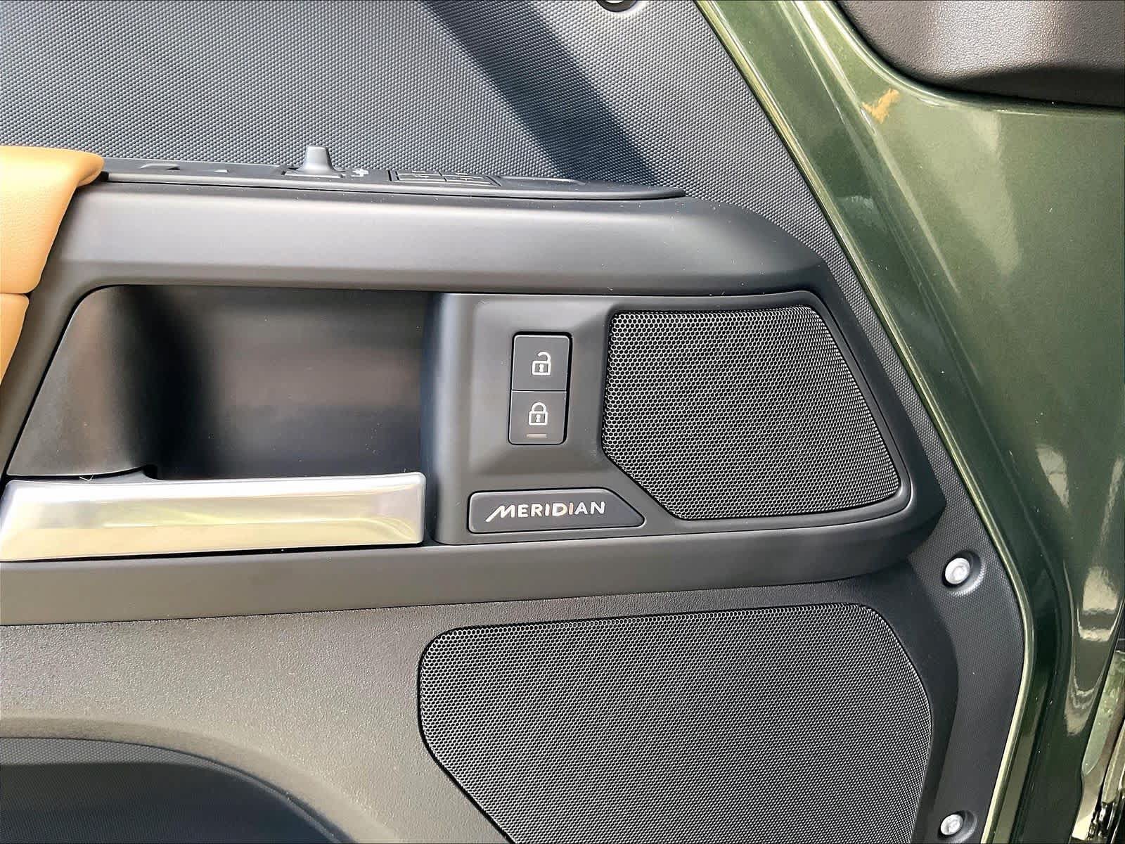 New 2026 Land Rover Defender 110 S AWD/4WD image 21