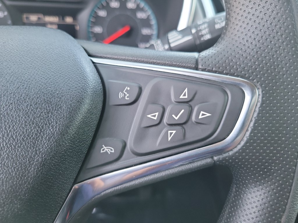 Used 2021 Chevrolet Equinox LS FWD image 5