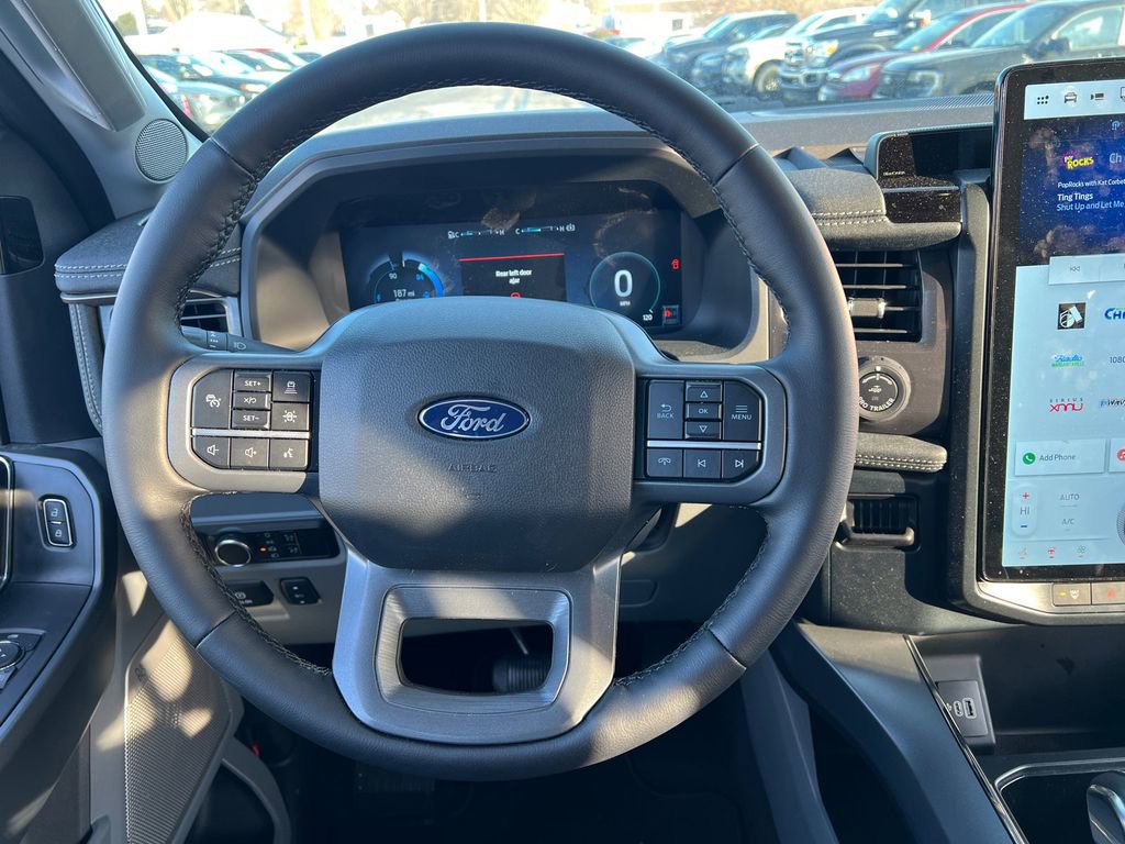 Used 2025 Ford F150 Lightning Flash image 10