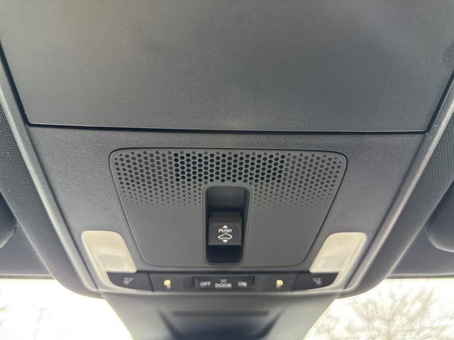 Used 2025 Honda CR-V Sport-L image 39