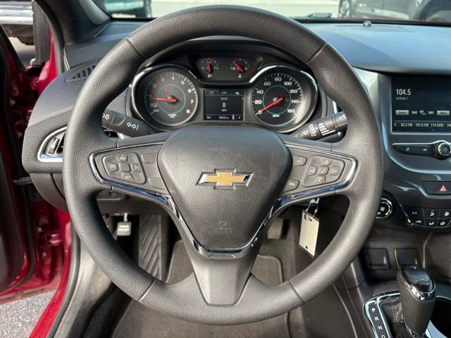 Used 2017 Chevrolet Cruze LT w/ RS Package FWD image 10