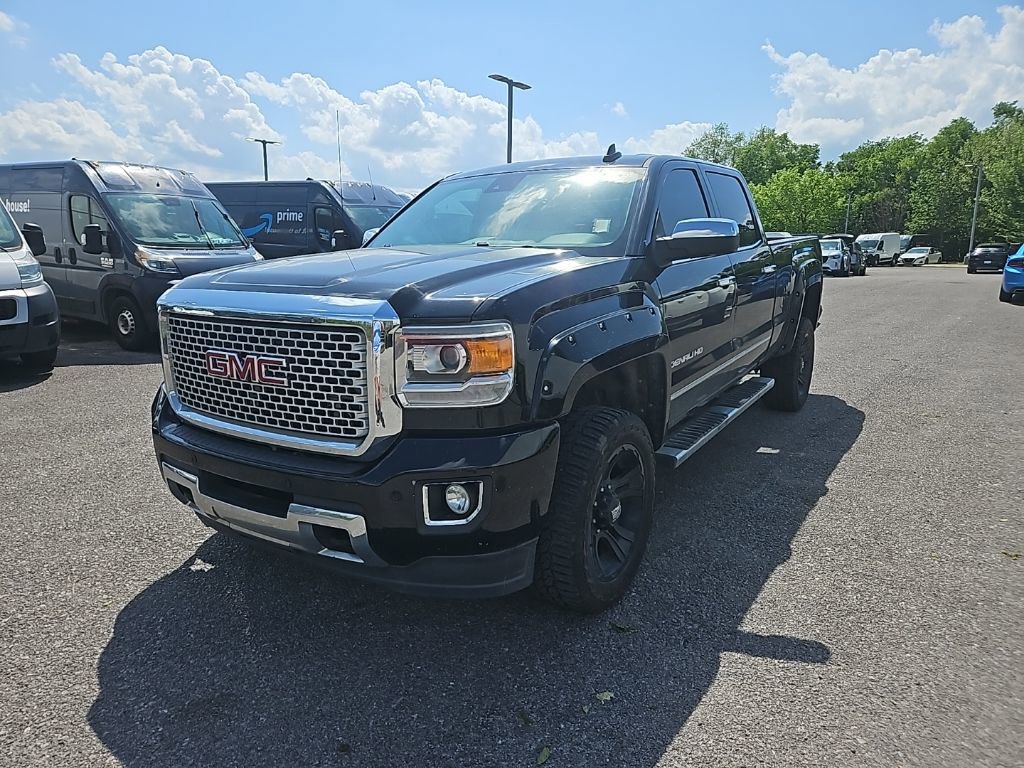Used 2015 GMC Sierra 2500 Denali w/ Driver Alert Package image 3