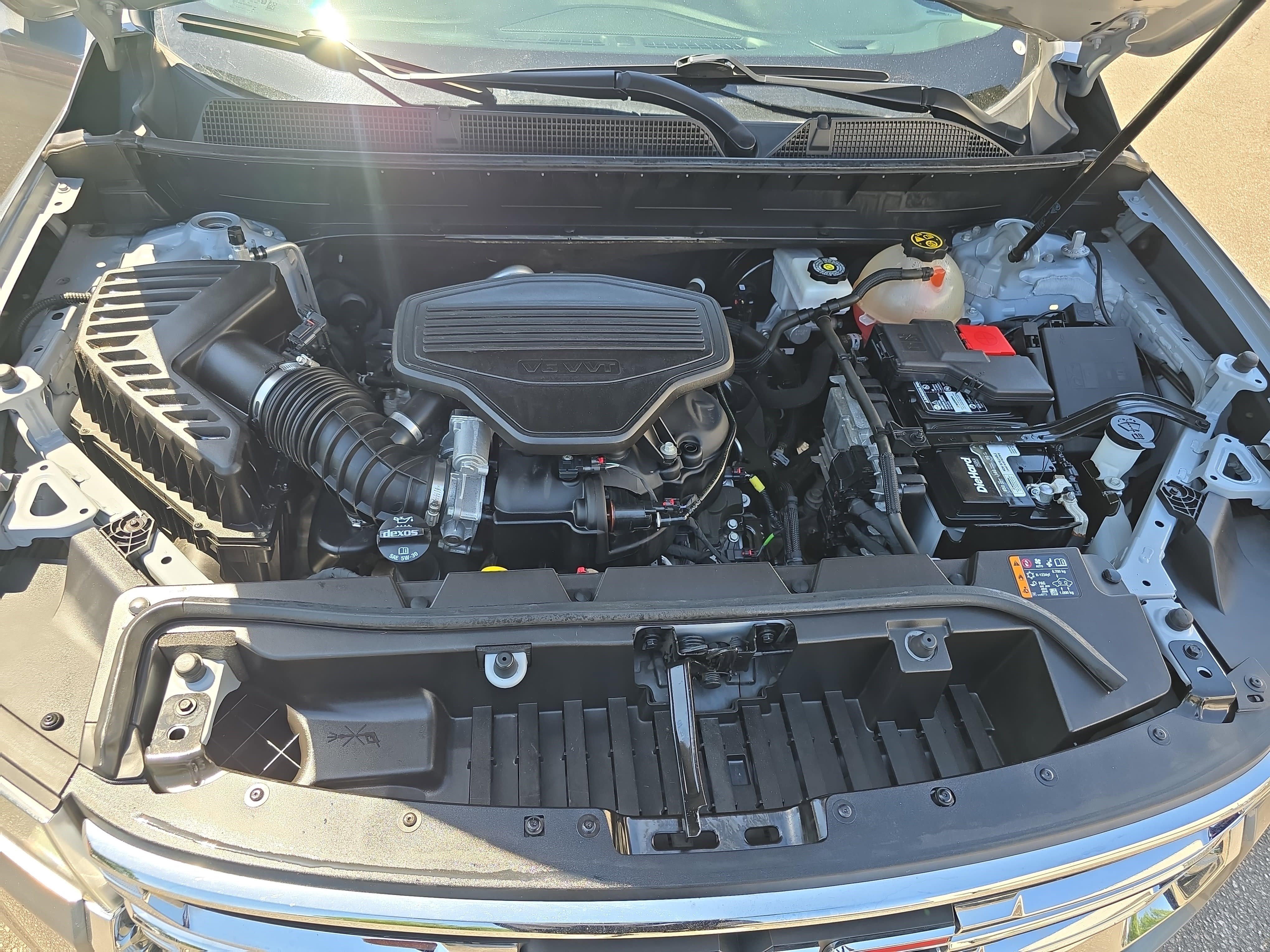 Used 2021 GMC Acadia SLT w/ Preferred Package FWD image 33