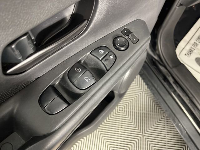 Used 2021 Nissan Kicks S image 26