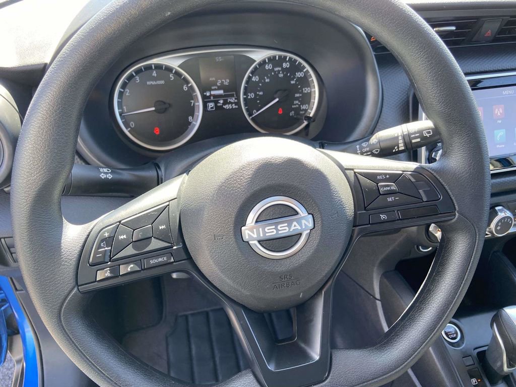 Used 2025 Nissan Kicks Play S image 20