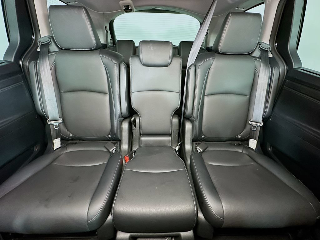 Used 2023 Honda Odyssey Touring image 13