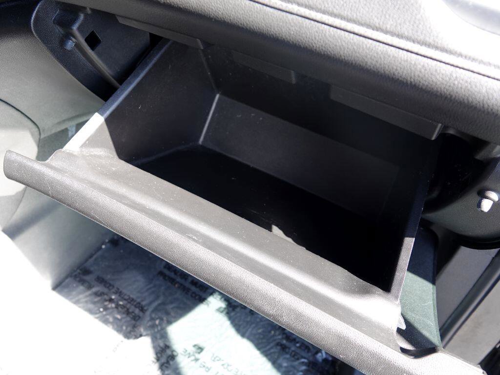 Used 2019 GMC Acadia SLE image 37