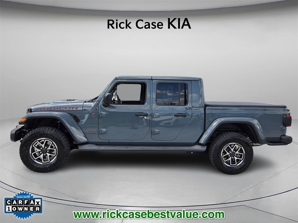 Used 2025 Jeep Gladiator Rubicon w/ Convenience Group image 3