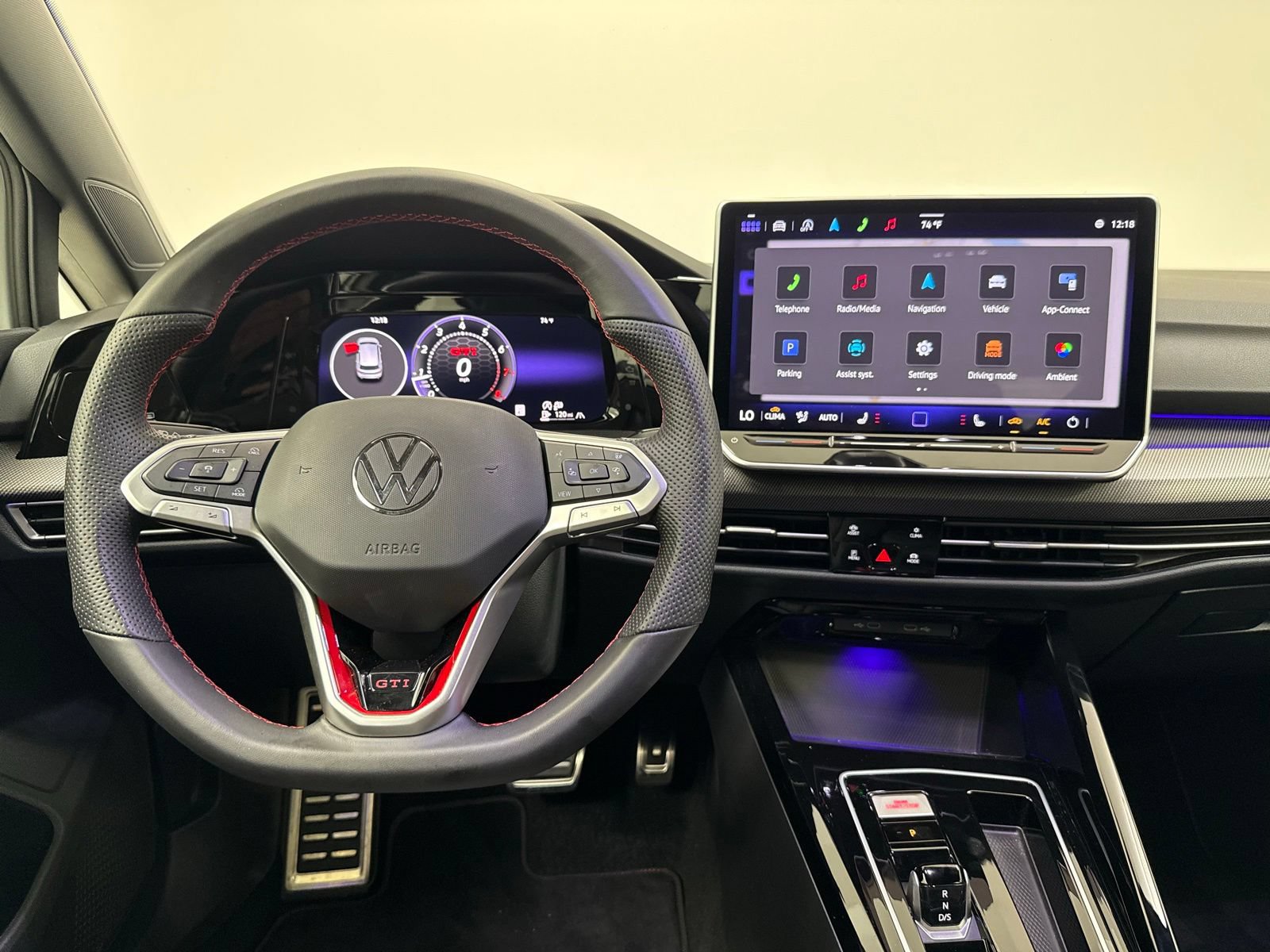 Used 2025 Volkswagen GTI 2.0T FWD image 23