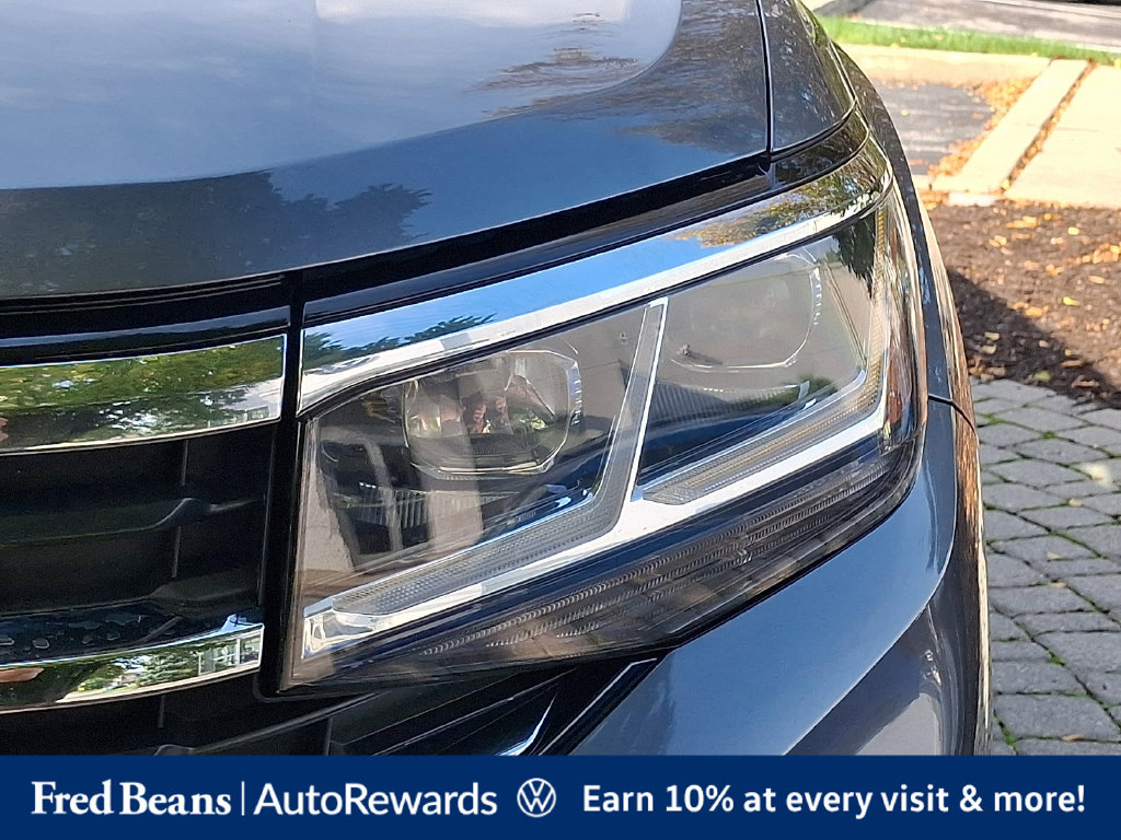 Certified 2023 Volkswagen Atlas SE w/ Panoramic Sunroof Package AWD/4WD image 13