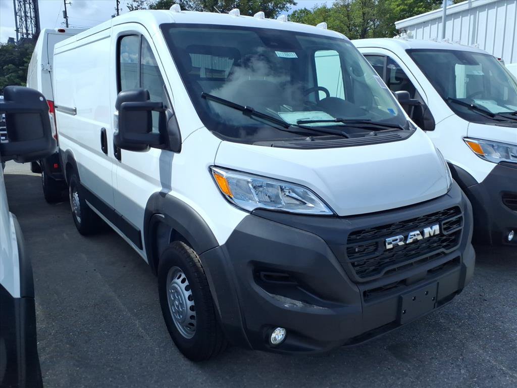 New 2027 RAM ProMaster 1500 w/ Convenience Group FWD image 3