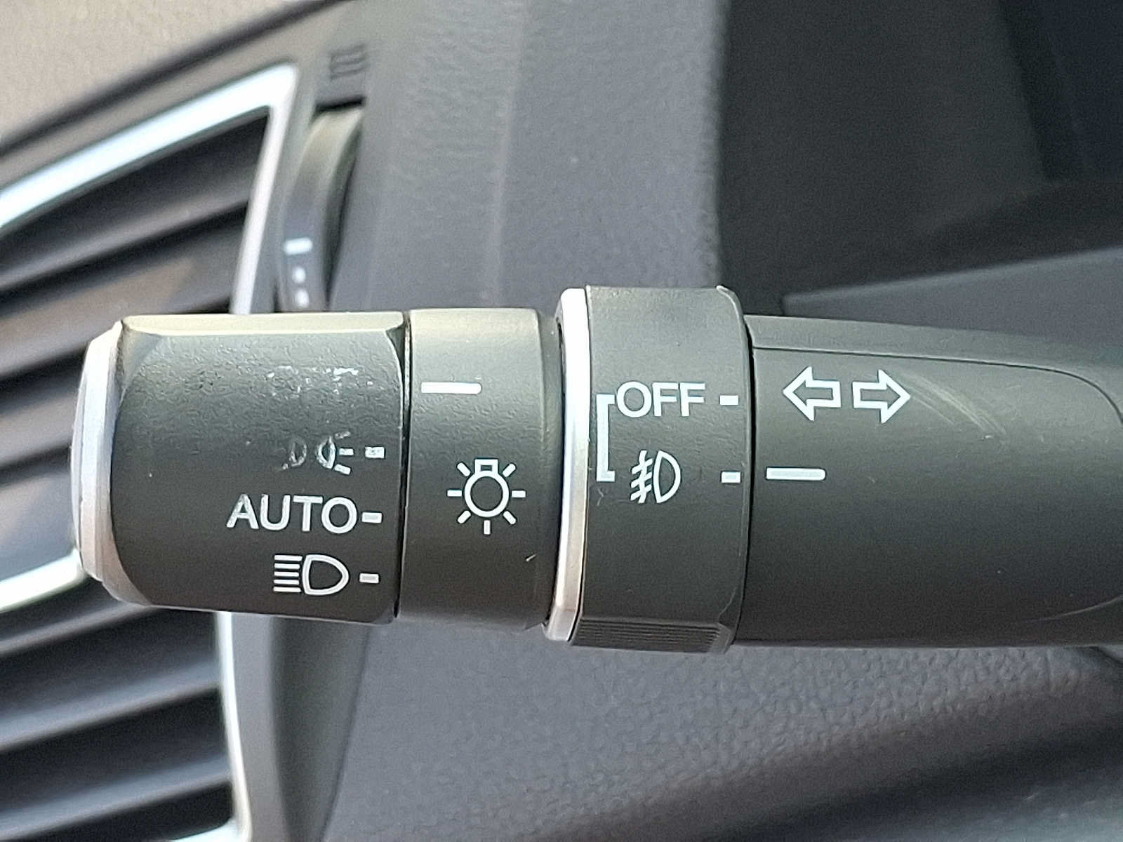 Used 2016 Acura RDX w/ Advance Package AWD/4WD image 26