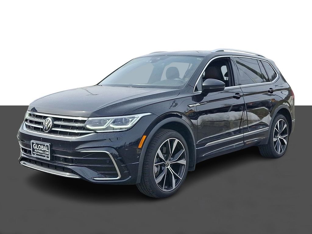 Used 2023 Volkswagen Tiguan SEL R-Line image 3