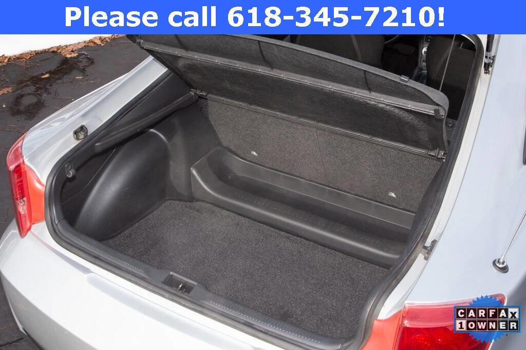 Used 2004 Toyota Celica GT image 18