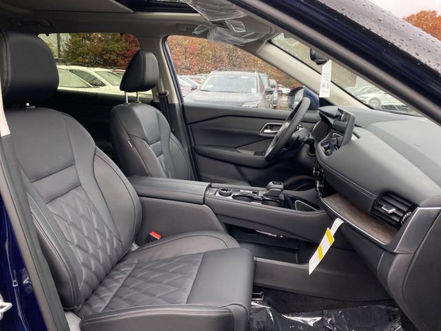 New 2026 Nissan Rogue Platinum image 33