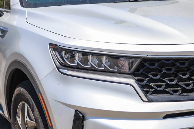 Certified 2023 Kia Sorento EX FWD image 10