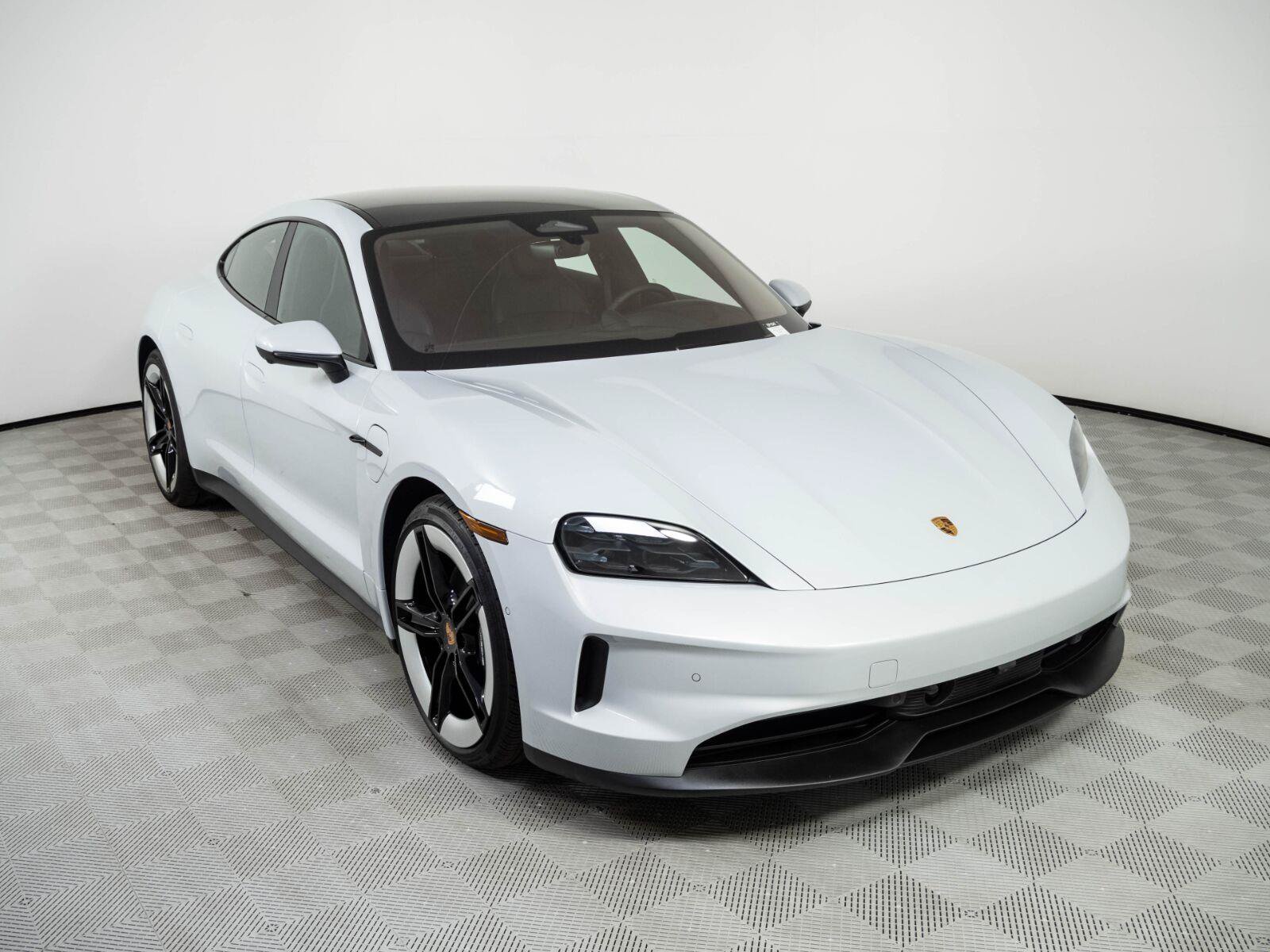 New 2026 Porsche Taycan AWD/4WD image 27