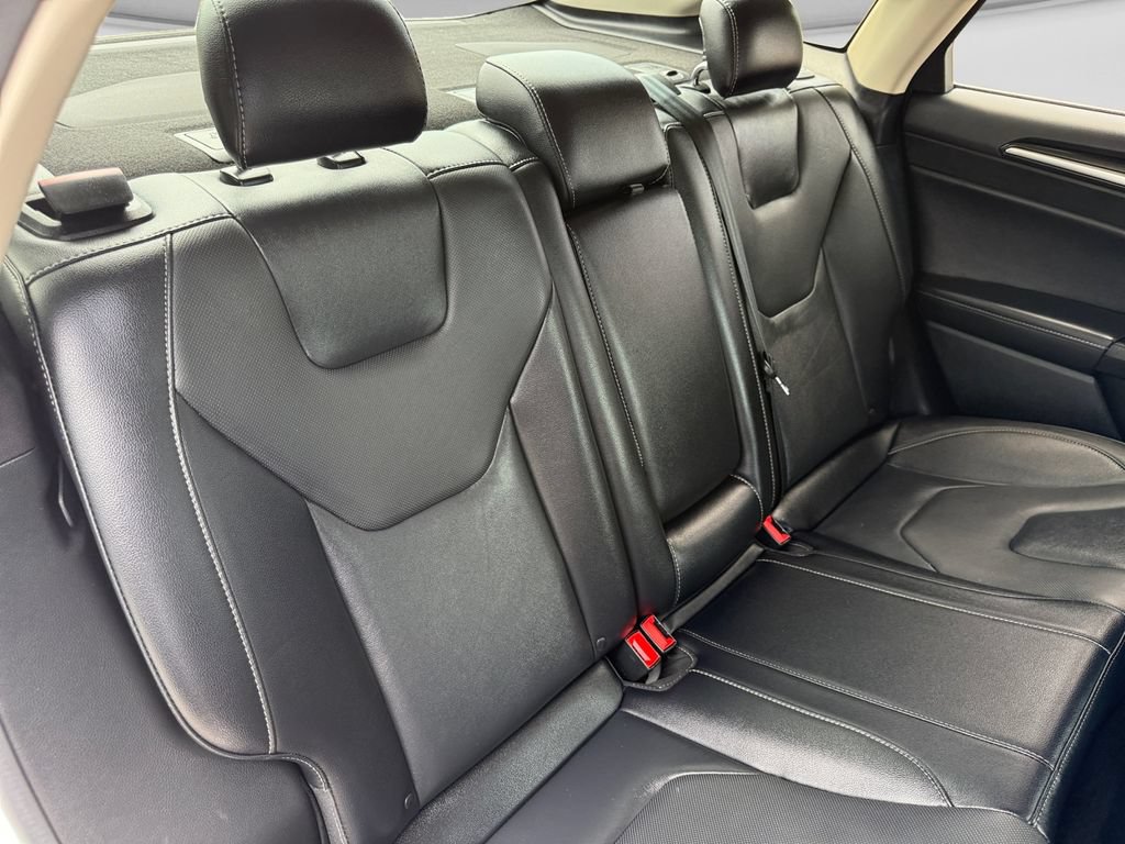 Used 2017 Ford Fusion Titanium FWD image 16