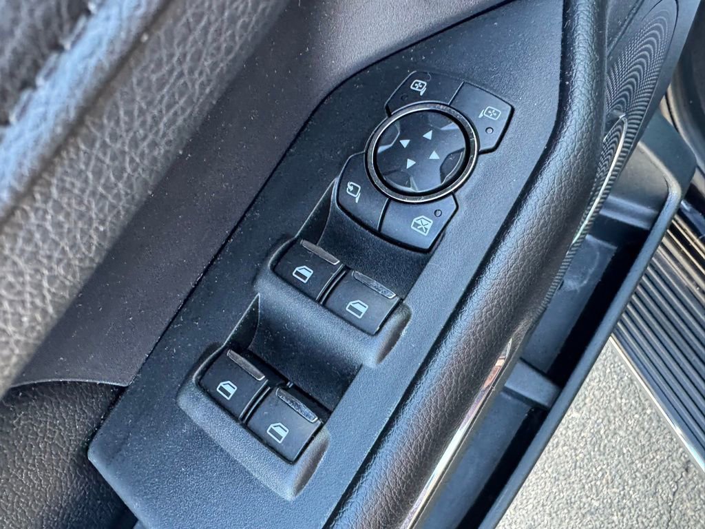 Used 2020 Ford Expedition Max XLT w/ Equipment Group 202A image 17