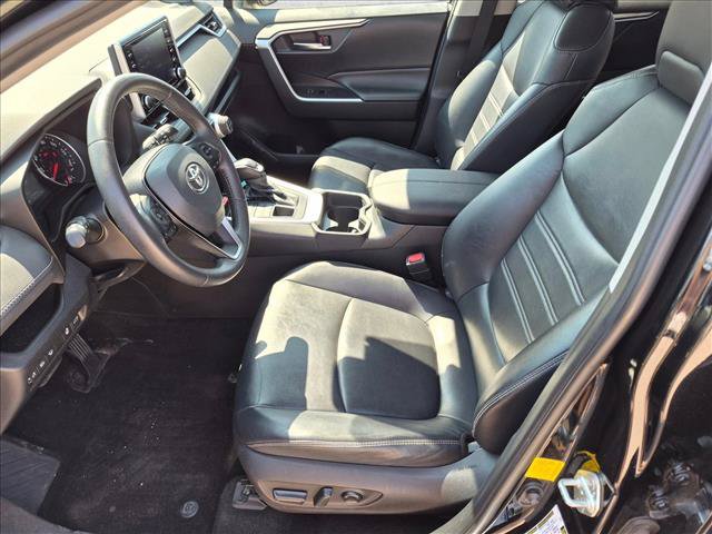 Used 2020 Toyota RAV4 XLE Premium AWD/4WD image 20