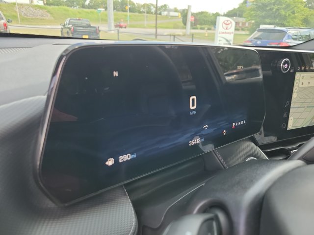 Used 2026 Chevrolet Equinox LT w/ Convenience Package II FWD image 21
