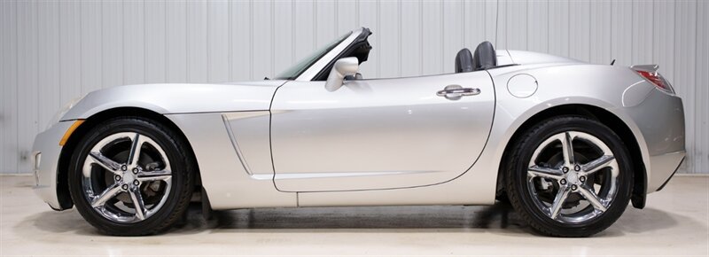 Used 2008 Saturn Sky w/ Premium Trim Package RWD image 7