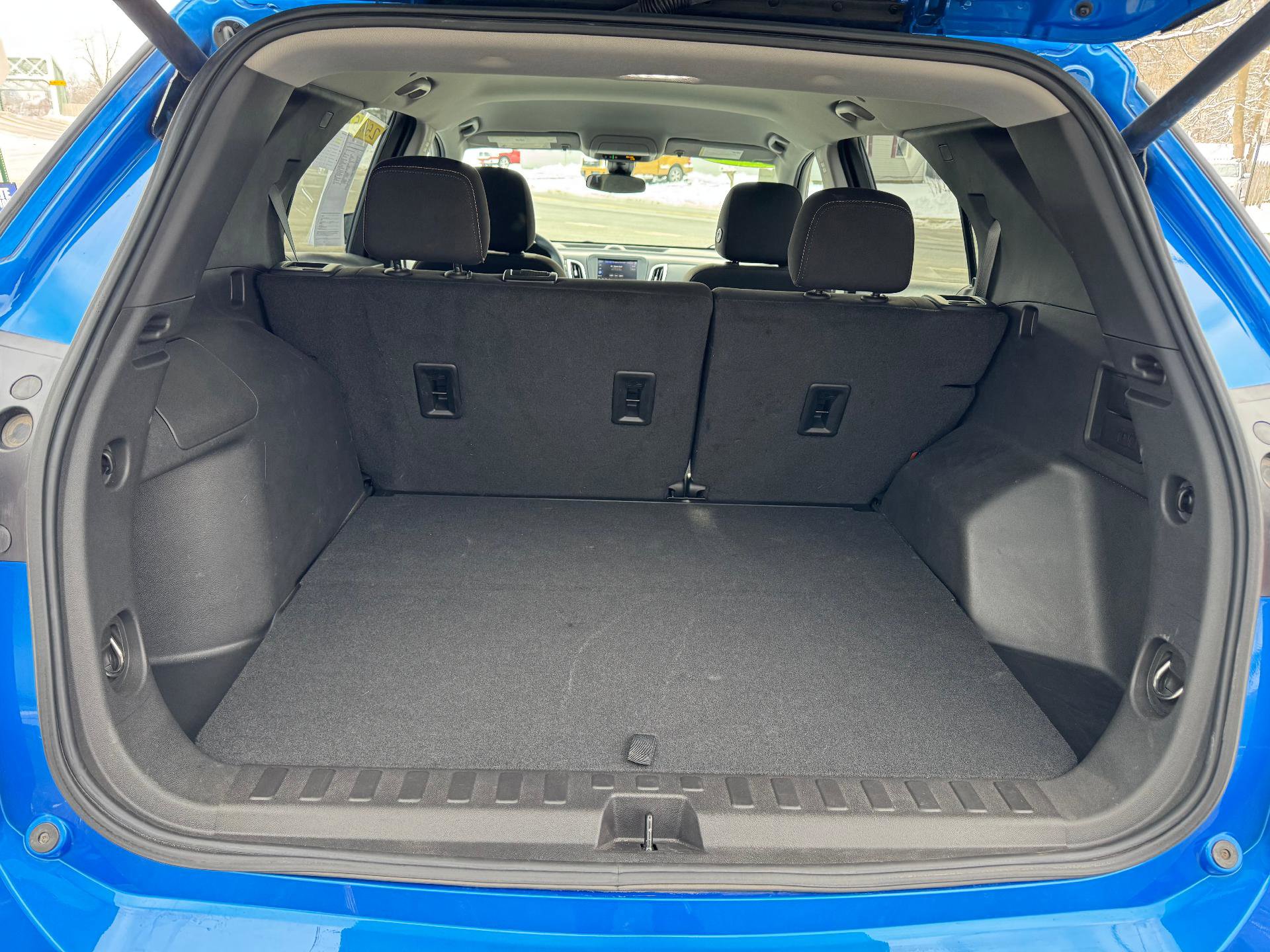 Used 2024 Chevrolet Equinox LT image 40