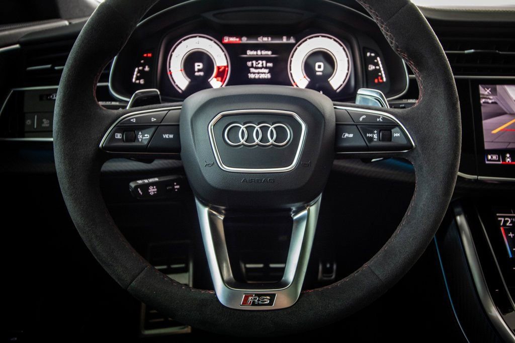 Used 2025 Audi RS Q8 performance image 40