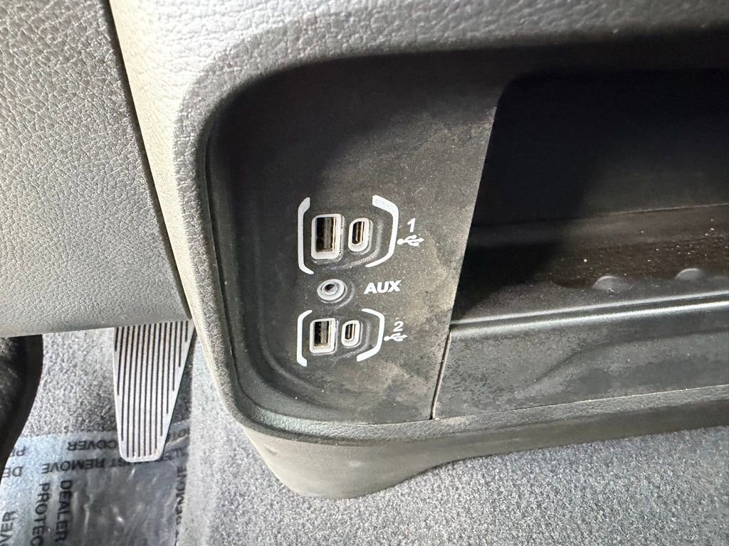 Used 2024 RAM 2500 Laramie w/ Safety Group image 30