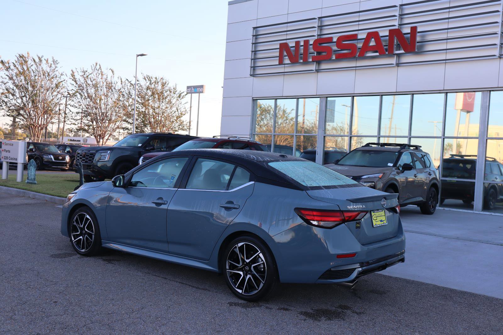Used 2024 Nissan Sentra SR image 6
