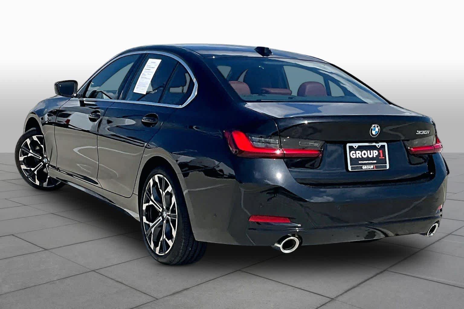 Used 2025 BMW 330i Sedan RWD image 11