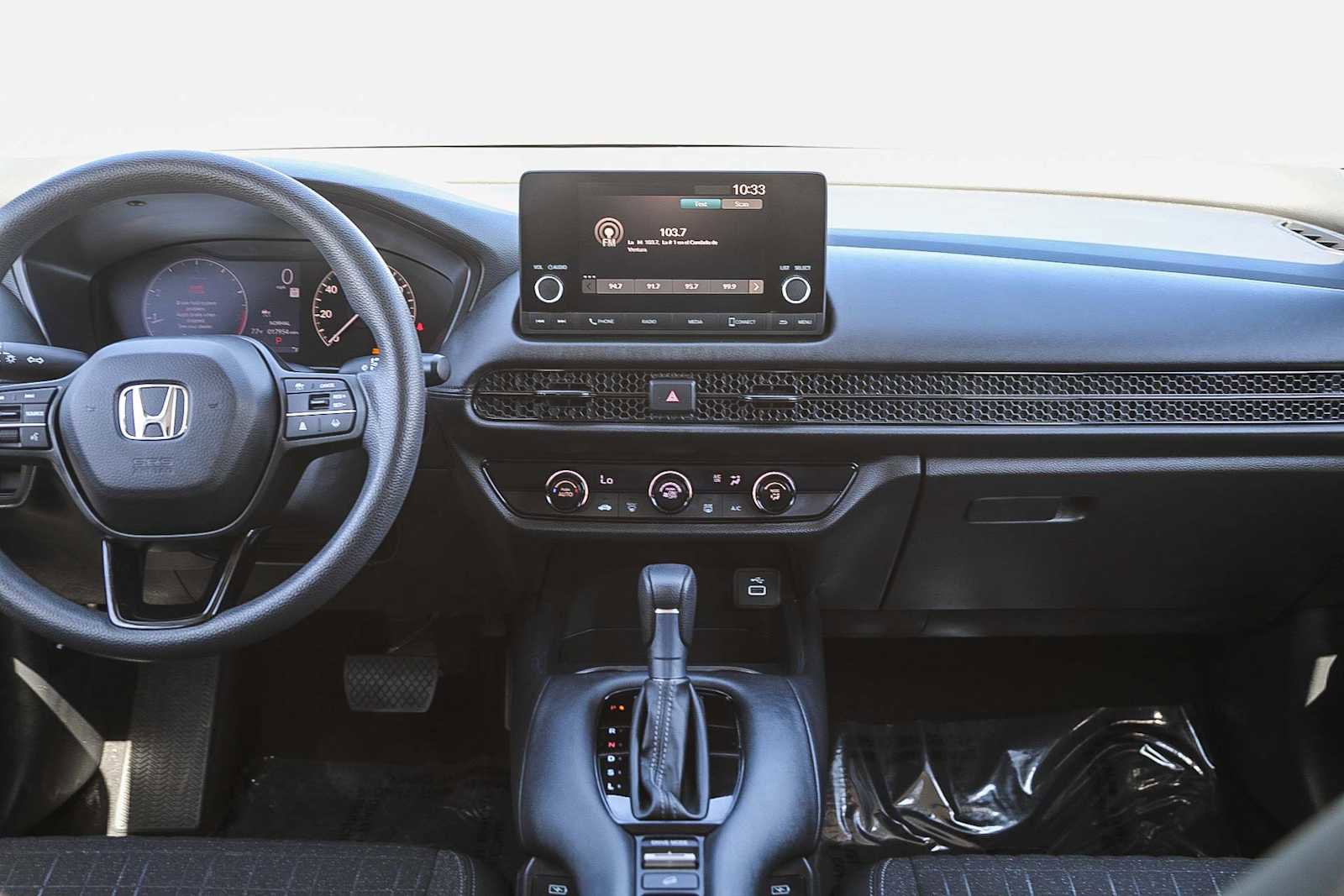 Used 2023 Honda HR-V LX image 13