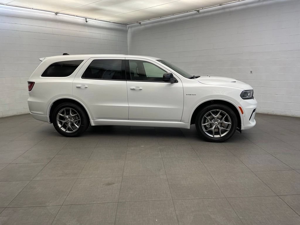 New 2026 Dodge Durango GT w/ Trailer Tow Group IV AWD/4WD image 2