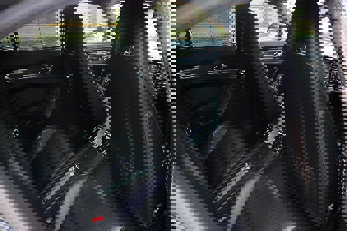 Used 2013 Porsche Panamera GTS image 40