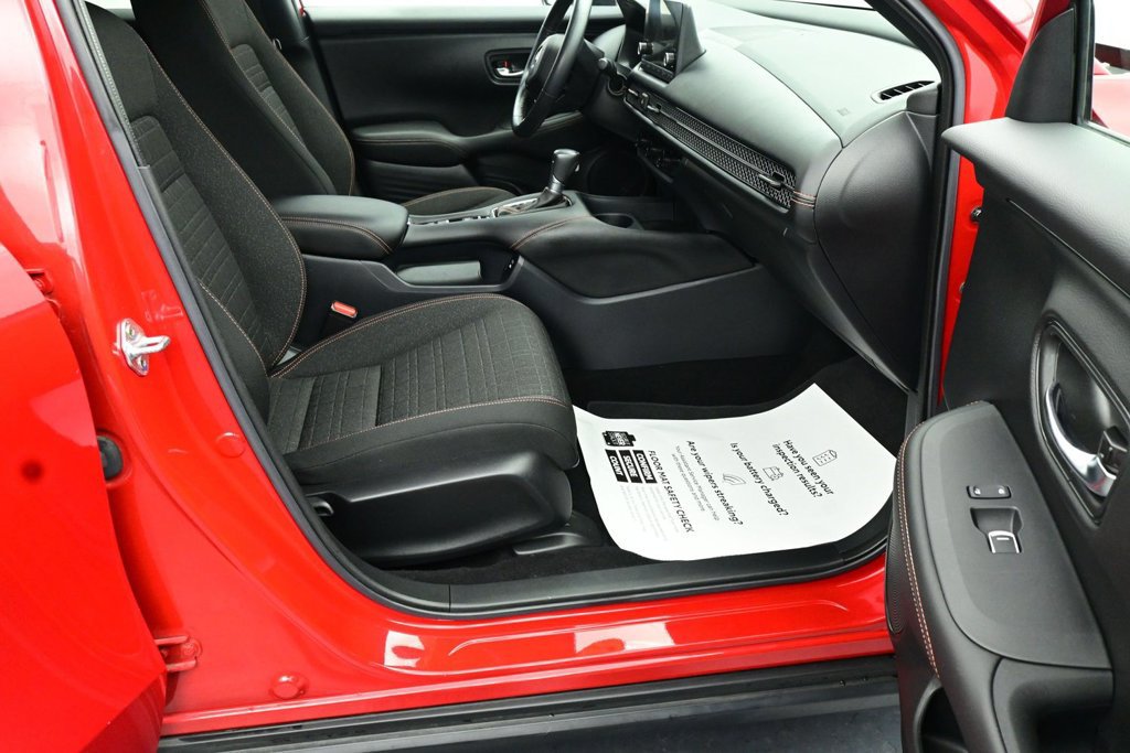 Used 2024 Honda HR-V Sport image 13