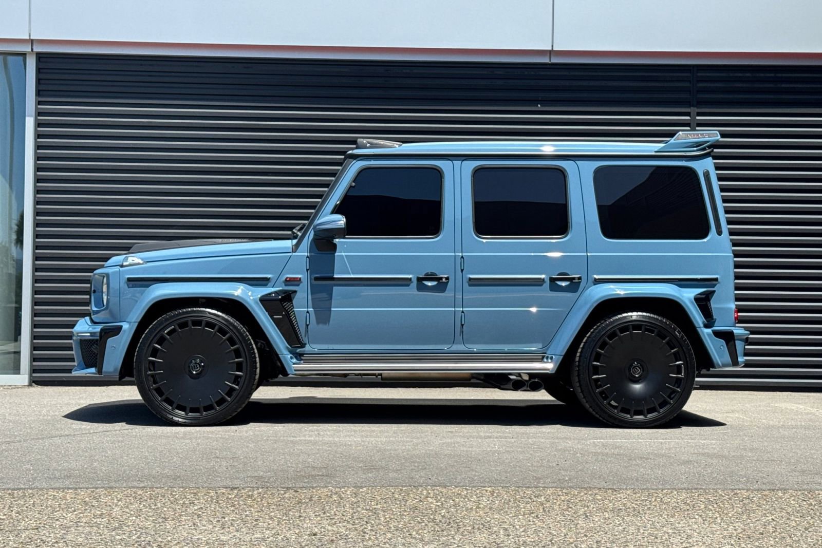 Used 2025 Mercedes-Benz G 63 AMG 4MATIC image 2