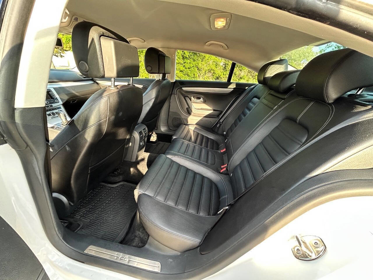 Used 2014 Volkswagen CC Sport image 13