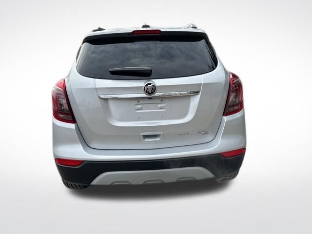 Used 2022 Buick Encore Preferred w/ Safety Package AWD/4WD image 5