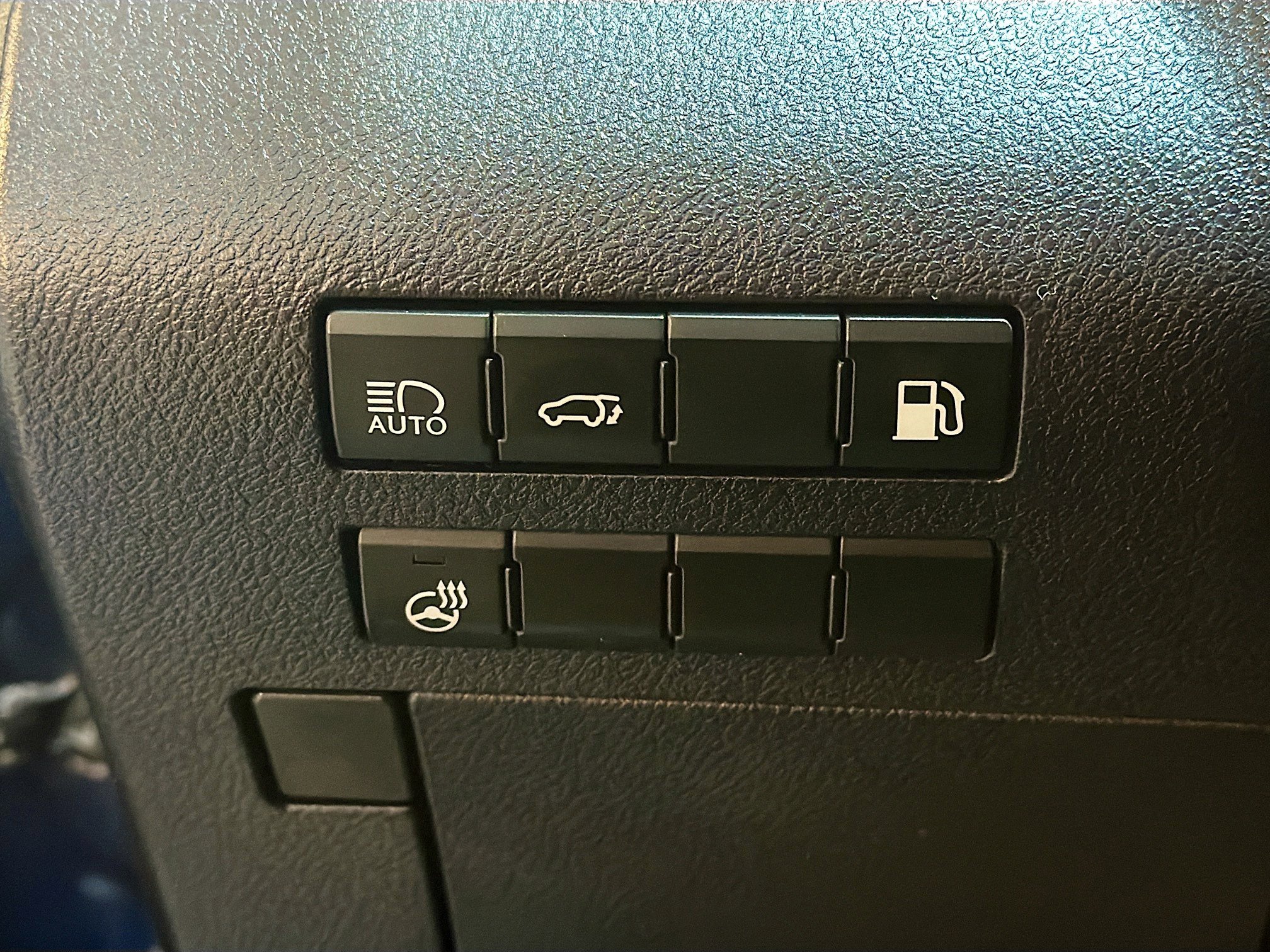 Used 2017 Lexus RX 450h AWD w/ Accessory Package image 17
