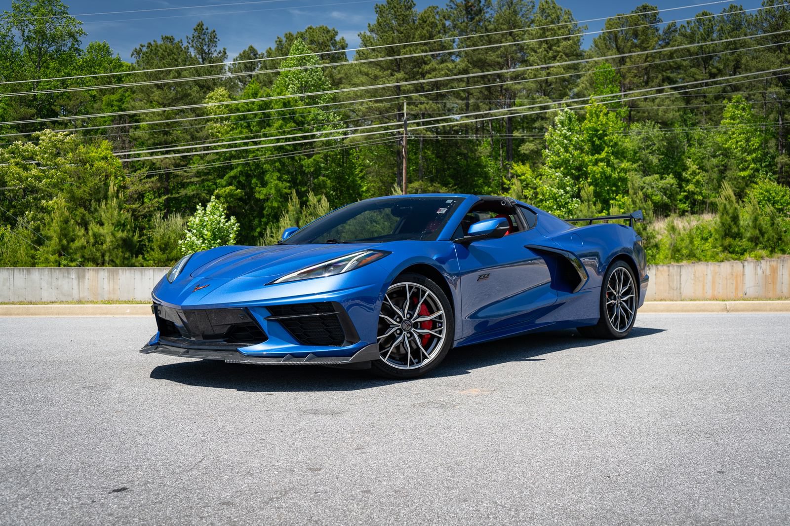 Used 2023 Chevrolet Corvette Stingray Preferred Cpe w/ Z51 Performance Package RWD image 3
