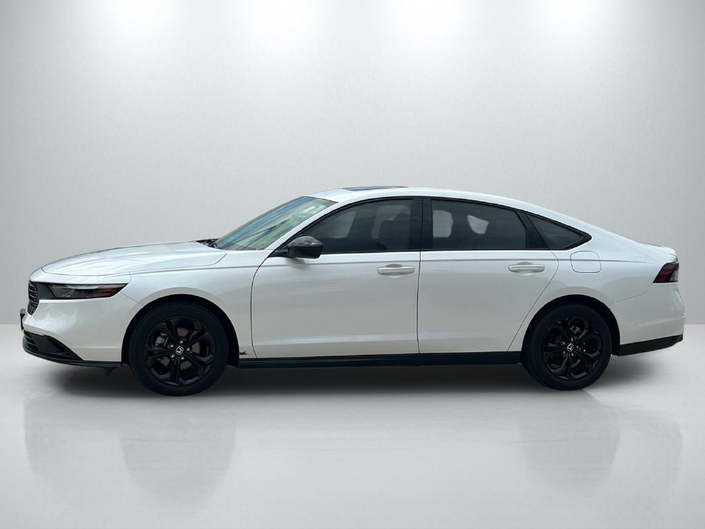 Used 2025 Honda Accord SE image 8