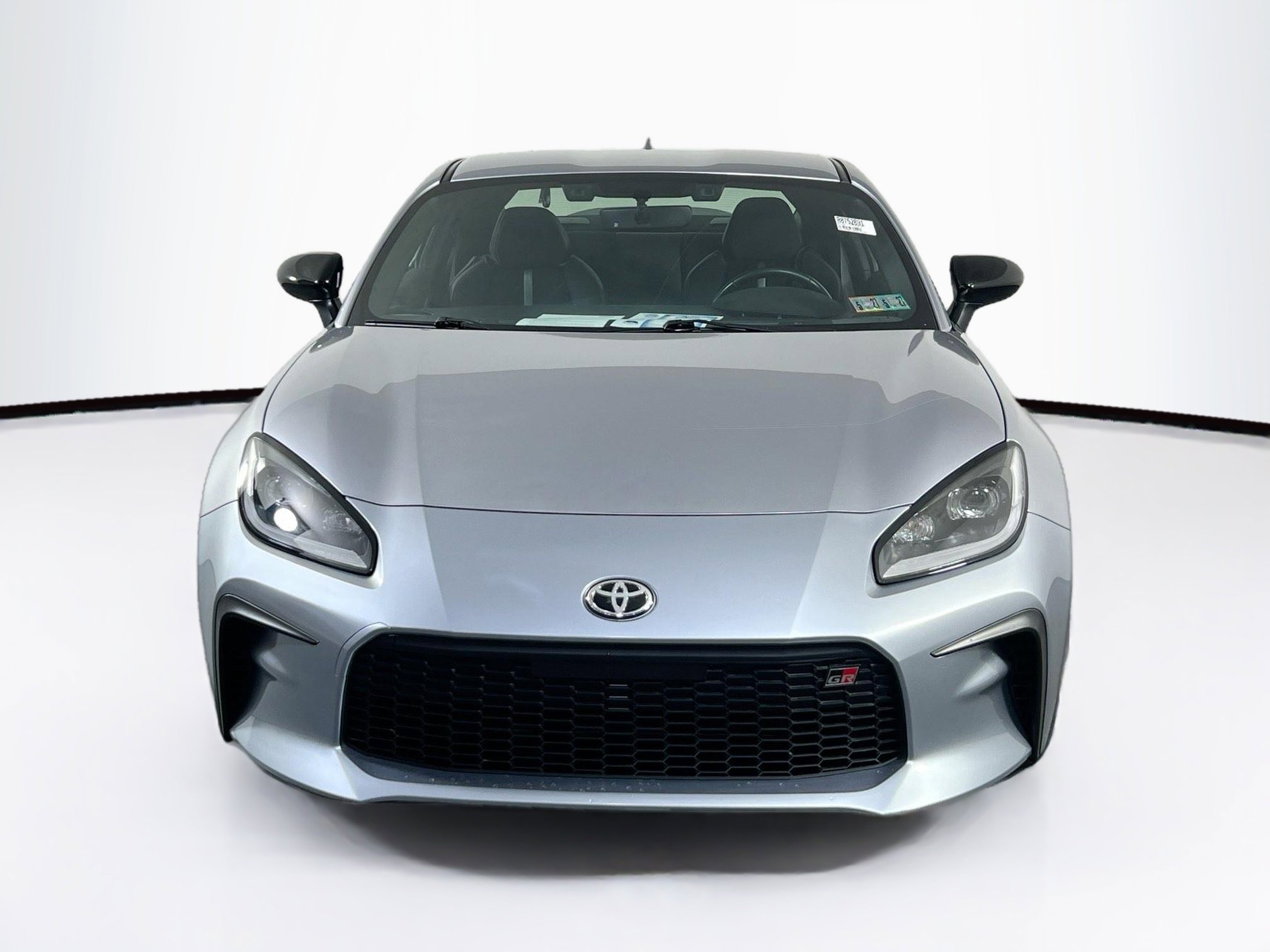 Used 2024 Toyota GR86 Premium image 2