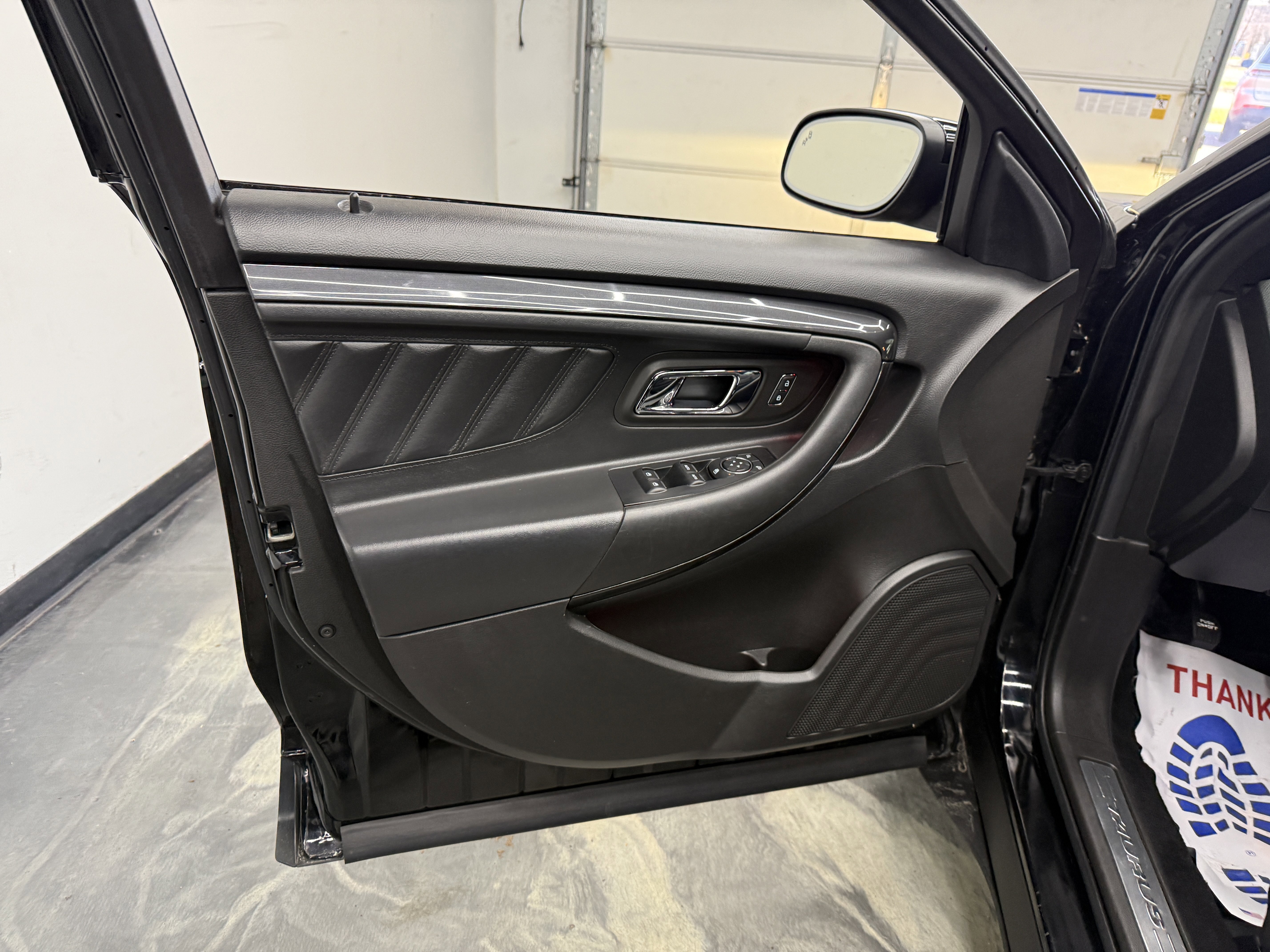 Used 2018 Ford Taurus SHO w/ Sho Performance Package image 10