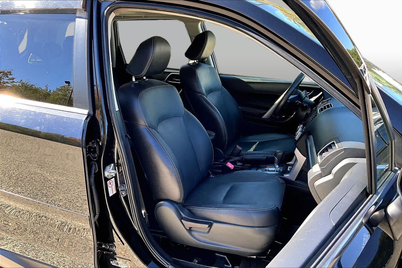Used 2016 Subaru Forester 2.5i Limited AWD/4WD image 8