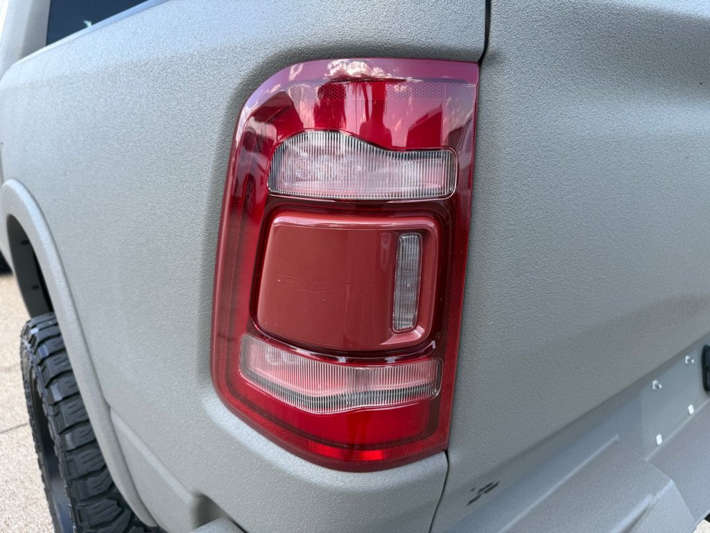 Used 2020 RAM 1500 Laramie w/ Sport Appearance Package AWD/4WD image 13