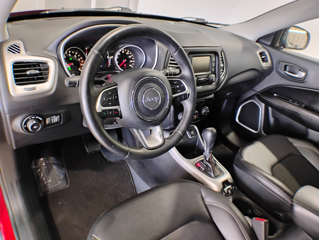 Used 2018 Jeep Compass Latitude image 65