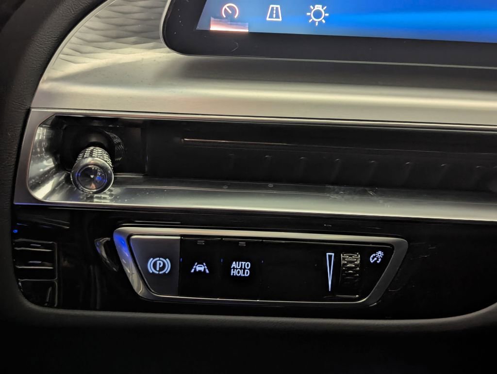 Used 2024 Cadillac Lyriq Luxury w/ LPO, Floor Liner Package image 49