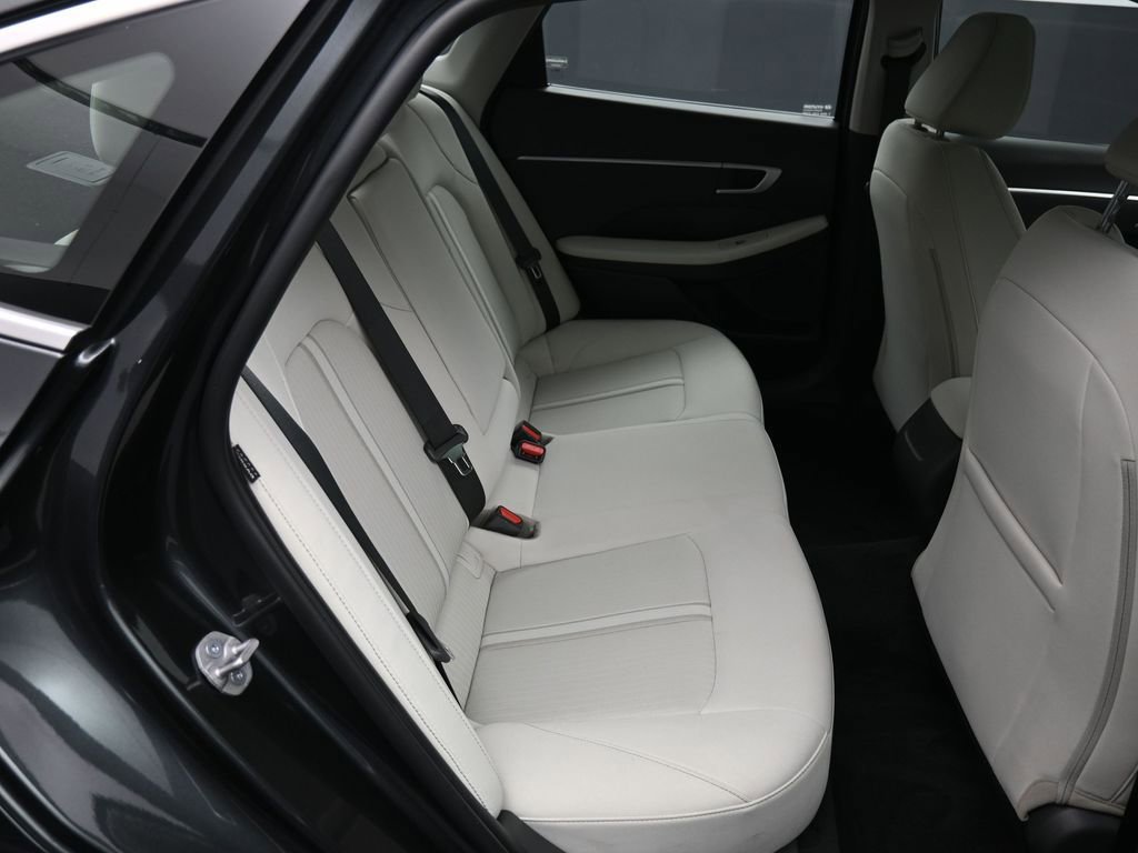 Certified 2025 Hyundai Sonata SEL FWD image 23